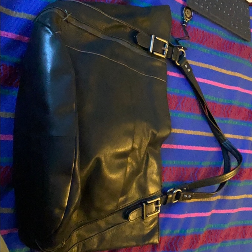 The Sak black leather bag with zipper